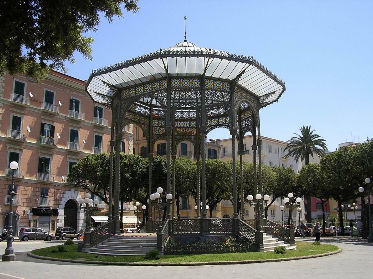 Palazzo San Francesco Castellammare di Stabia Exterior foto