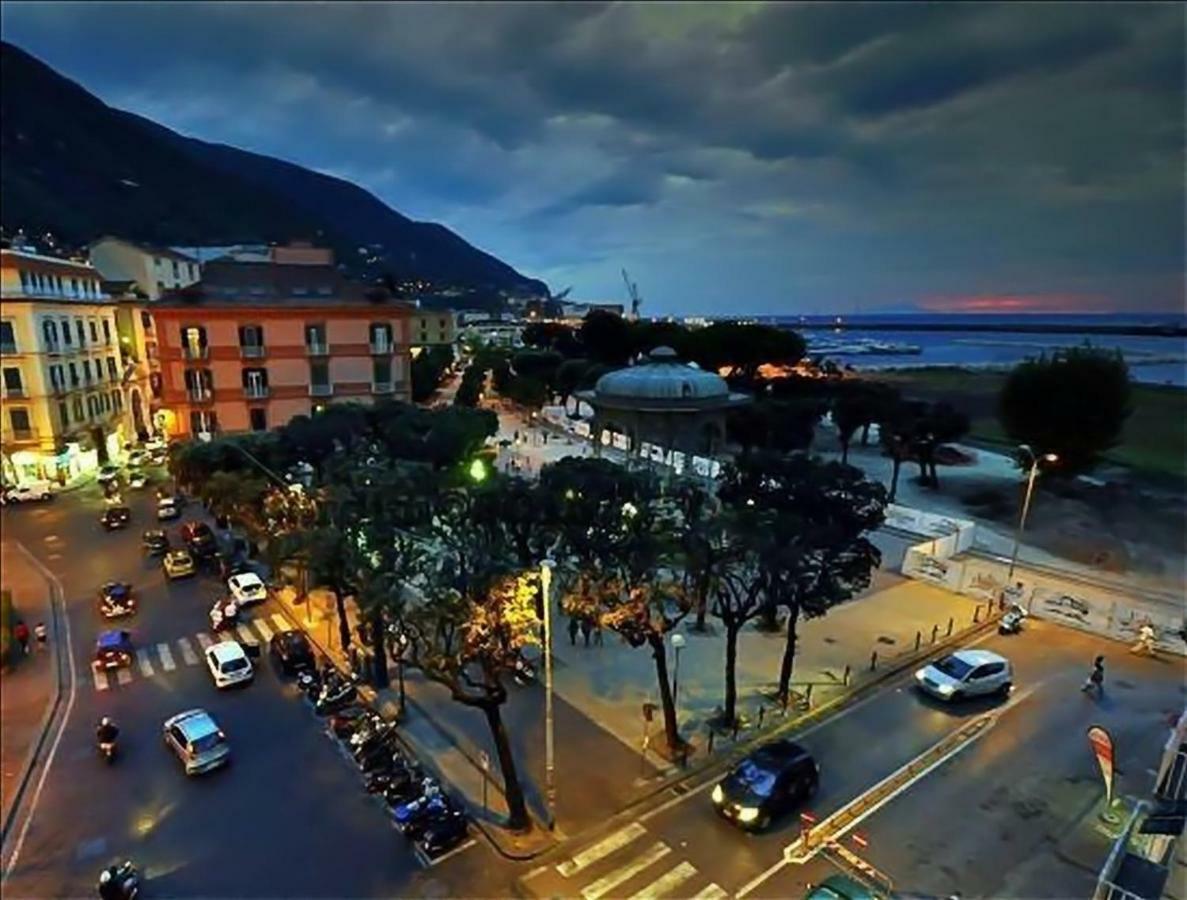 Palazzo San Francesco Castellammare di Stabia Exterior foto